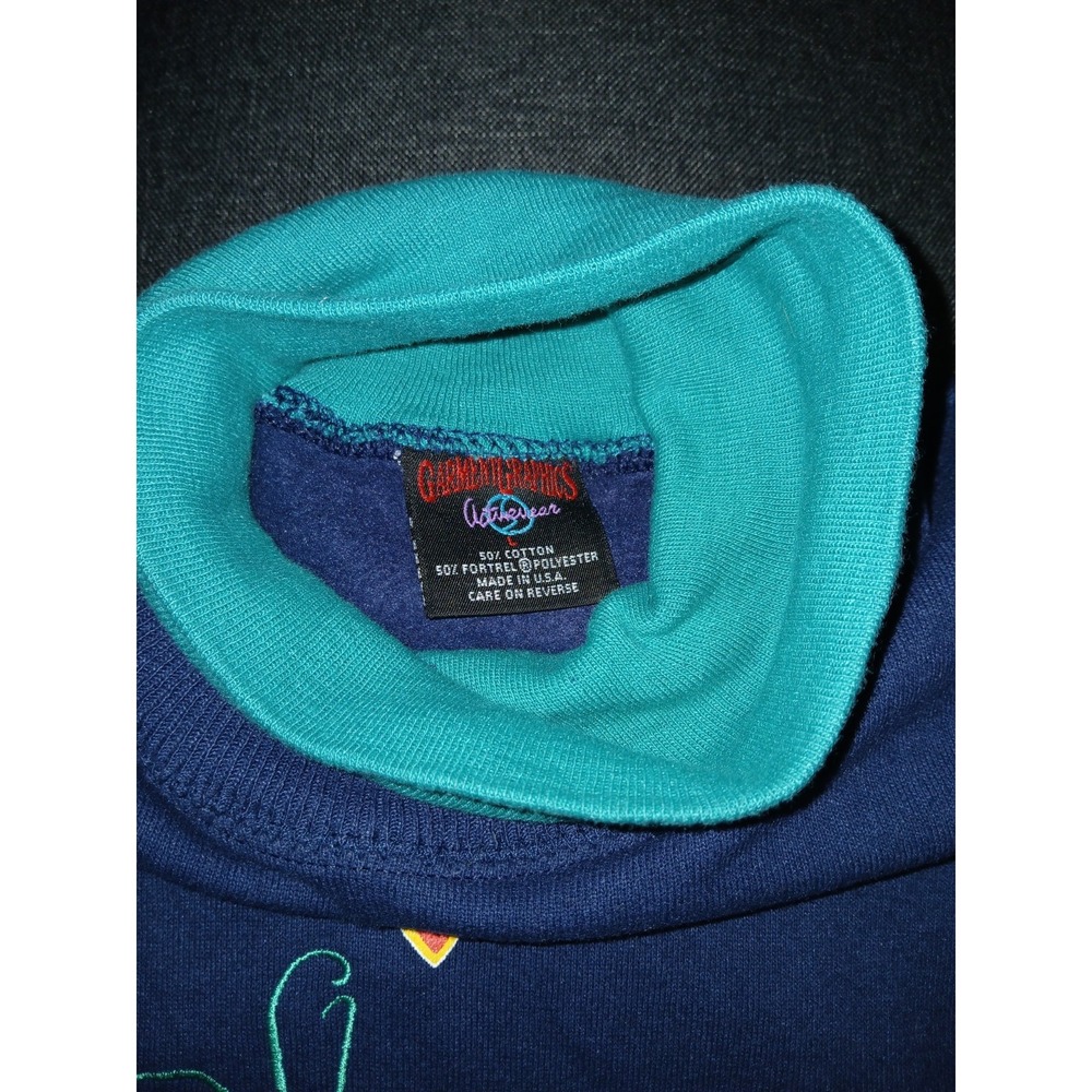 Vintage Garment Graphics Christmas Sweatshirt Large USA Made Mock Neck Holiday - Picture 3 of 7